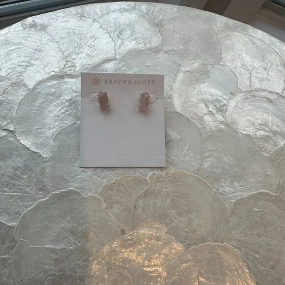 NWT Kendra Scott Emilie Gold Rose Quartz Stud Earrings - Picture 8 of 10